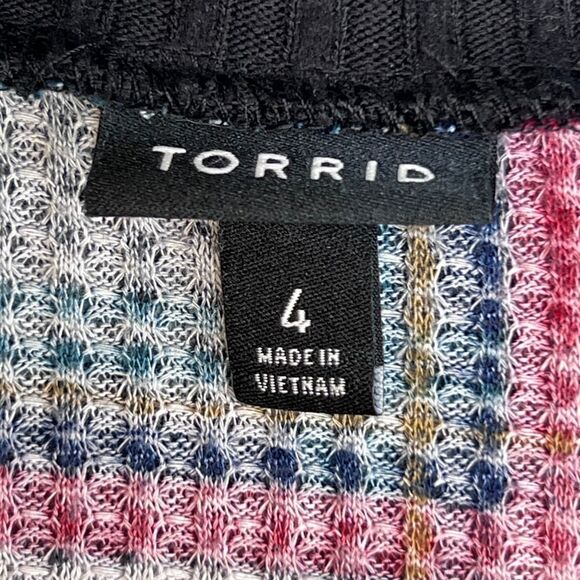 Torrid Faux Wrap Women 4X Red Plaid Casual Cozy Vintage Inspired Ribbed Cuffs - Picture 7 of 7